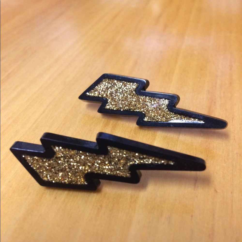 Avon lightening bolt clip earrings